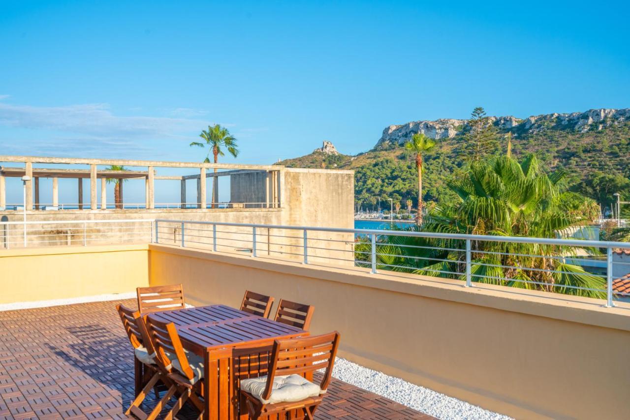 カリアリTerrazza Sella Del Diavolo - Vista Mare - Wifi Acアパートメント エクステリア 写真