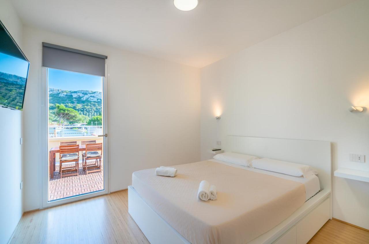 カリアリTerrazza Sella Del Diavolo - Vista Mare - Wifi Acアパートメント エクステリア 写真